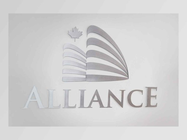 173-Satin-brushed-aluminum-3D-pin-mounted-reception-sign